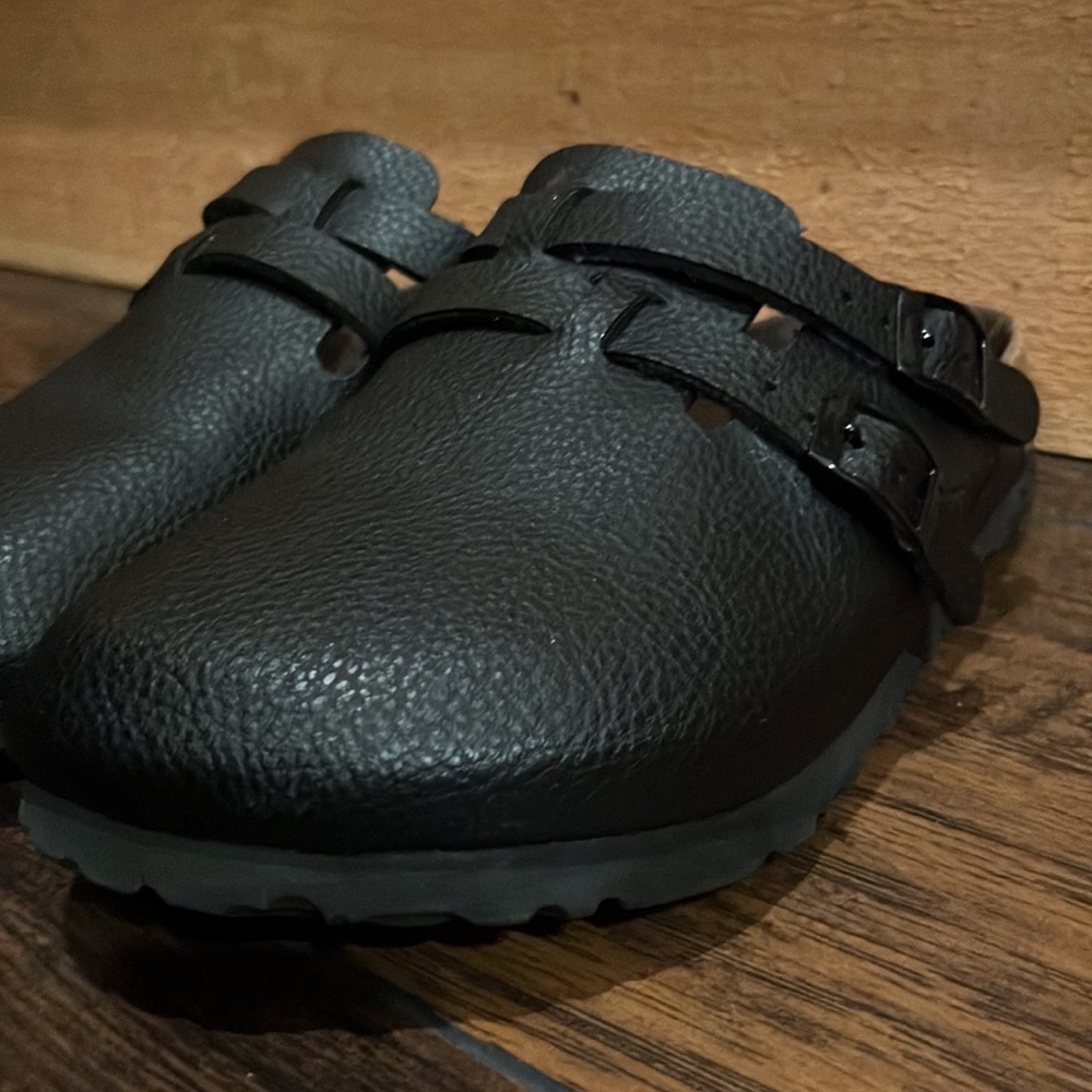 BIRKIES BY BIRKENSTOCK BLACK LEATHER MULES